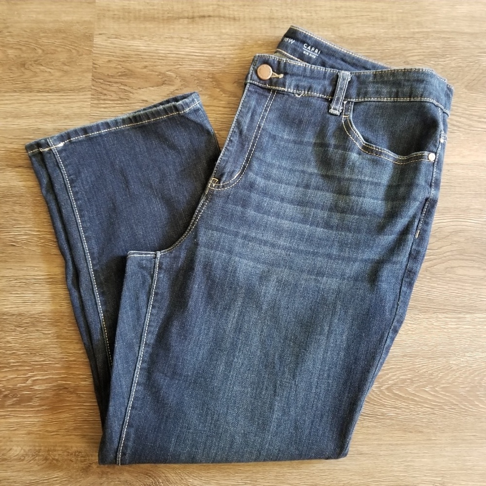 Vera Wang Denim Capri